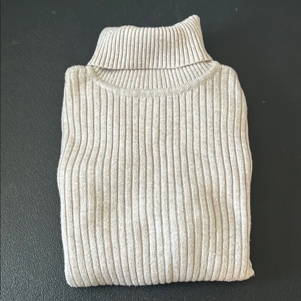 Express Cream Sweater with Ribbed Knit